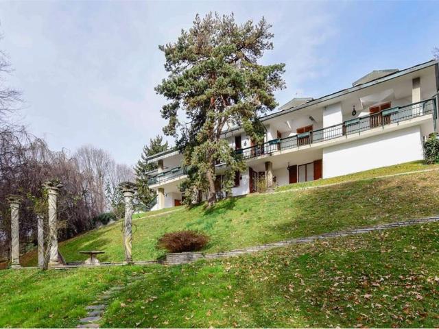 Villa in affitto a Carimate via del ronco 31, arredato, giardino privato, box TrovaCasa