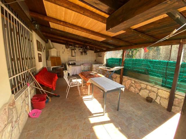 Villa in affitto a Carini, case in affitto Carini