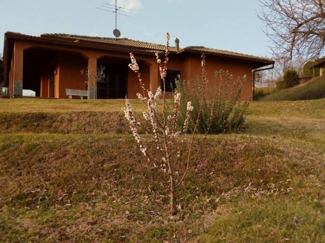 Villa in affitto a Casale Litta VA