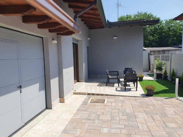 Villa in affitto a Casorate Sempione VA