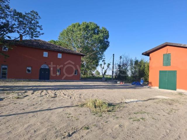 Villa in affitto a Castel Maggiore via Lame, non arredato/vuoto, giardino privato, ristrutturato TrovaCasa