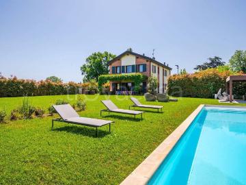 Villa in affitto a Castel Maggiore via Muraglia, arredato, giardino privato, piscina TrovaCasa