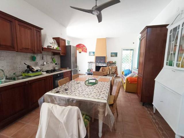 Villa in affitto a Castel Volturno CE