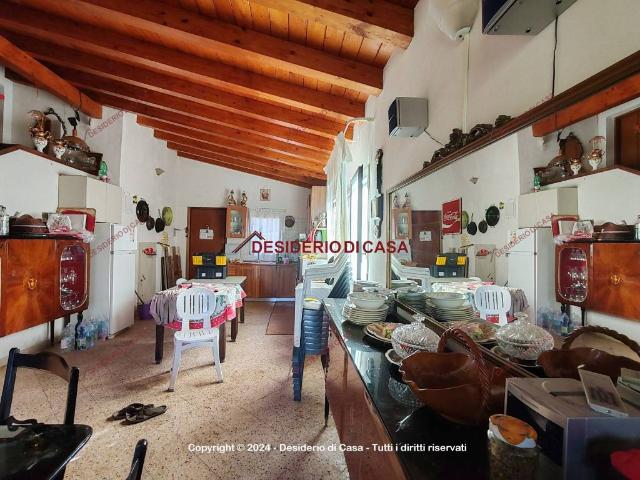 Villa in affitto a Cefalù viale del Mediterraneo, arredato, giardino privato, posto auto TrovaCasa