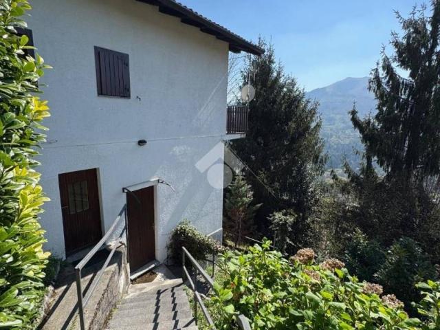 Villa in affitto a Centro Valle Intelvi CO