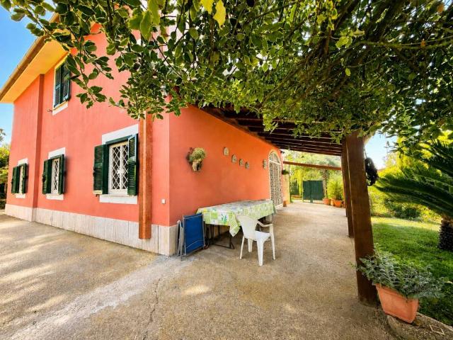 Villa in affitto a Cerveteri RM