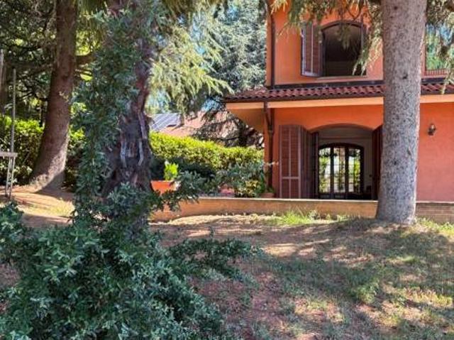 Villa in affitto a Chieri TO