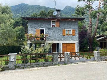 Villa in affitto a Civo SO