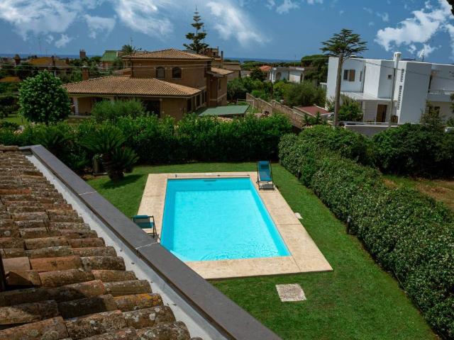 Villa in affitto a Anzio RM