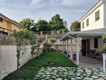 Villa in affitto a Anzio RM