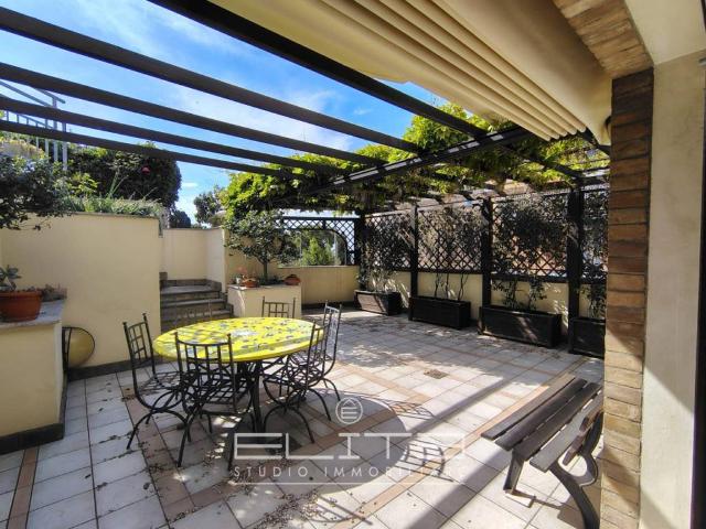 Villa in affitto a Ancona AN