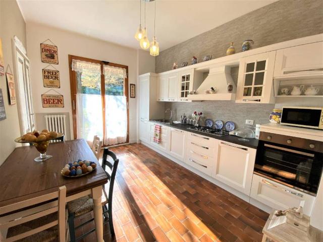 Villa in affitto a Ancona AN