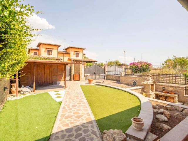 Villa in affitto a Anguillara Sabazia RM