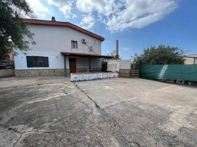 Villa in affitto a Altavilla Milicia PA