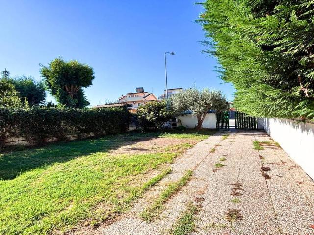 Villa in affitto a Ardea RM