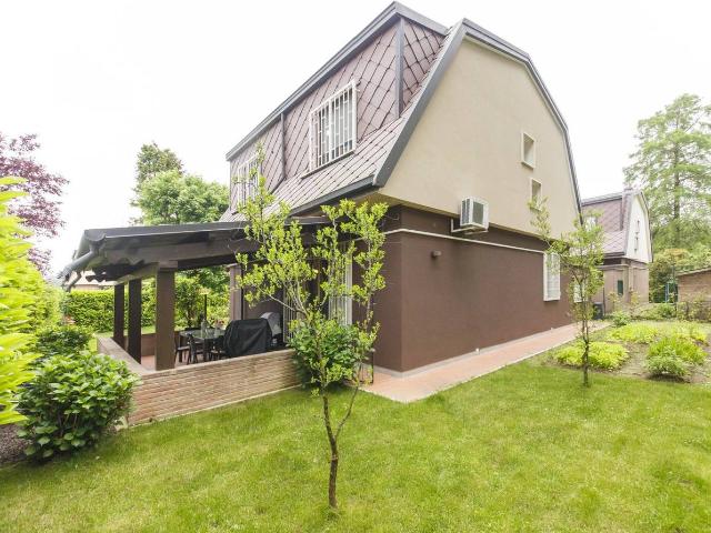 Villa in affitto a Arese
