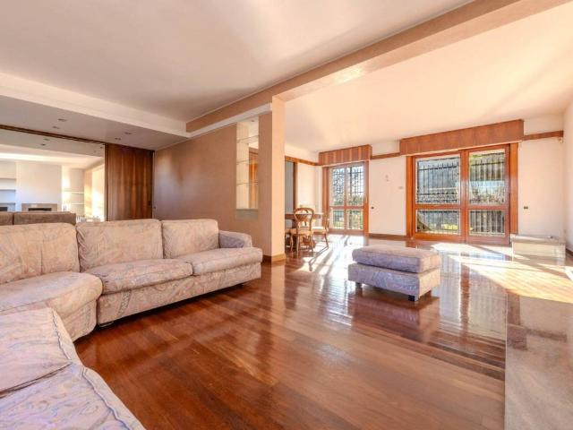 Villa in affitto a Arese MI