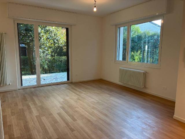 Villa in affitto a Arese MI