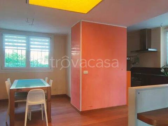 Villa in affitto a Bordighera via Alessandro Volta, giardino, box, terrazzo TrovaCasa