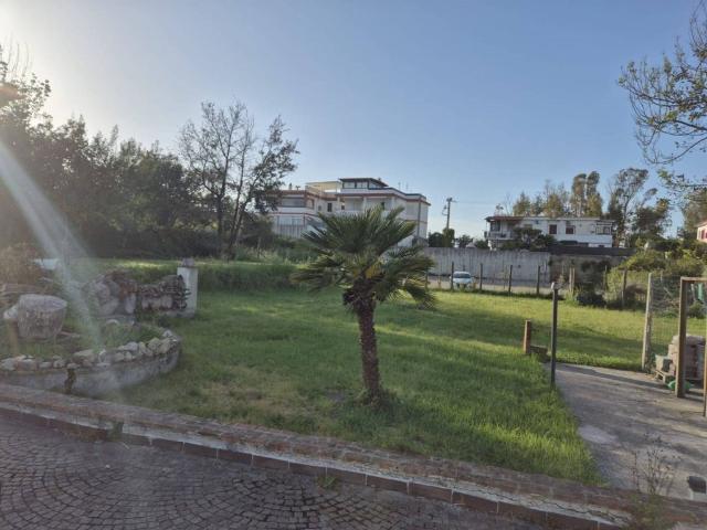 Villa in affitto a Bacoli via Orazio, 58, arredato, giardino privato, terrazzo TrovaCasa