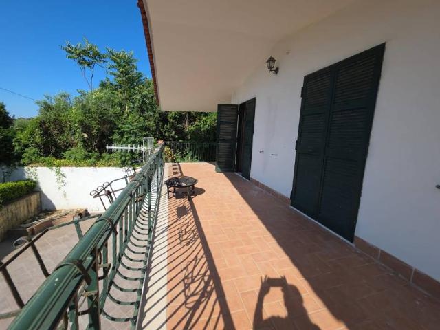 Villa in Affitto a Bacoli
