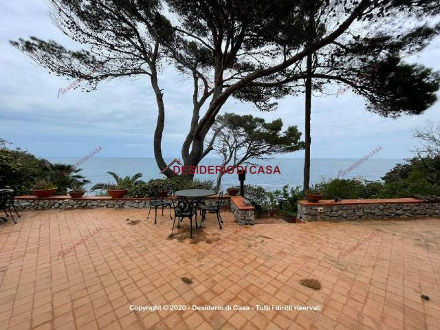 Villa in affitto a Bagheria strada Comunale Mongerbino, arredato, giardino privato, posto auto TrovaCasa