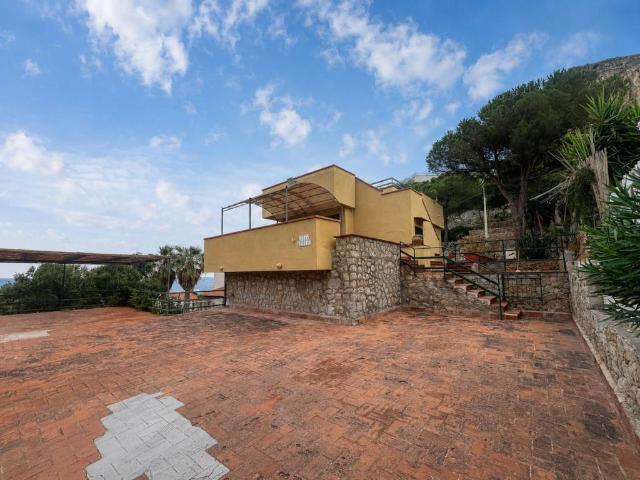 Villa in affitto a Bagheria PA