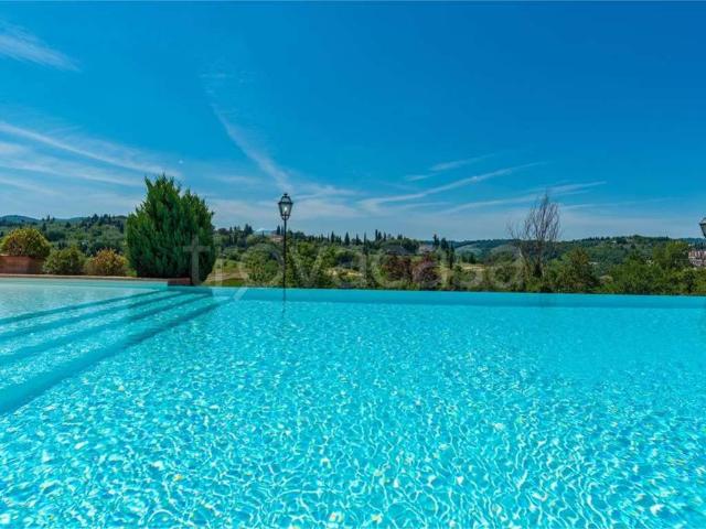 Villa in affitto a Bagno a Ripoli via pietrorsoli, giardino privato, box, caminetto TrovaCasa