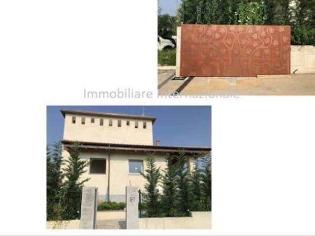 Villa in affitto a Bernareggio MB