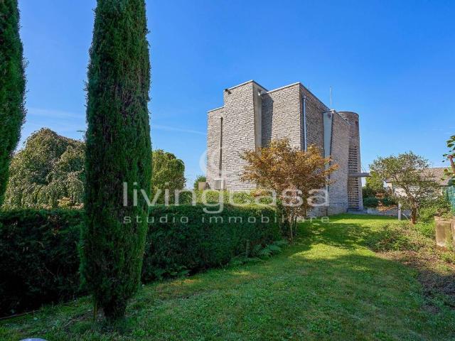 Villa in affitto a Besana in Brianza MB
