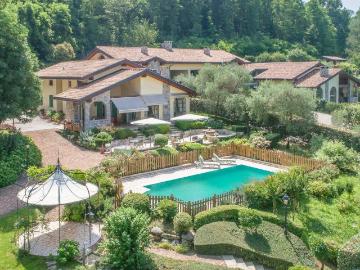 Villa in affitto a Besozzo VA