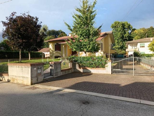 Villa in affitto a Bressanvido, giardino privato, box, parzialmente arredato TrovaCasa