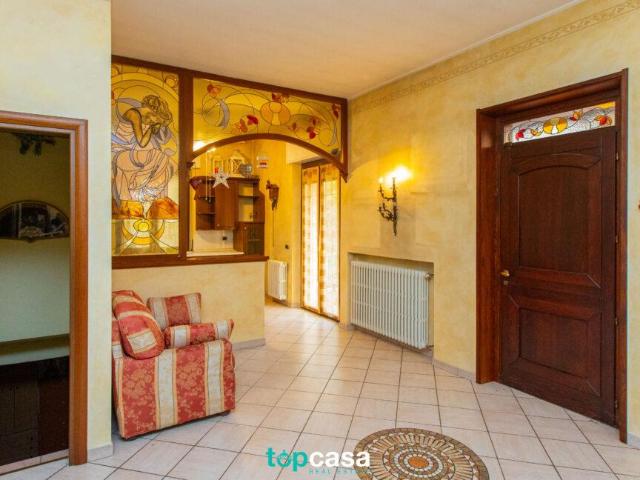 Villa in vendita a Busto Arsizio