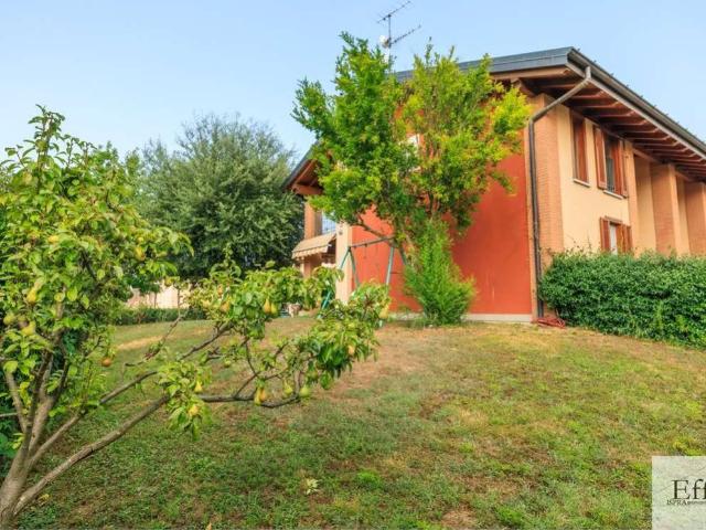 Villa in affitto a Gavirate VA