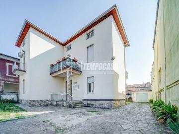 Villa in affitto a Gallarate