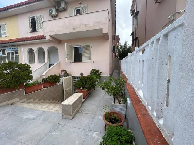 Villa in affitto a Giugliano in Campania NA