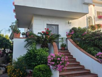 Villa in affitto a Giugliano in Campania NA