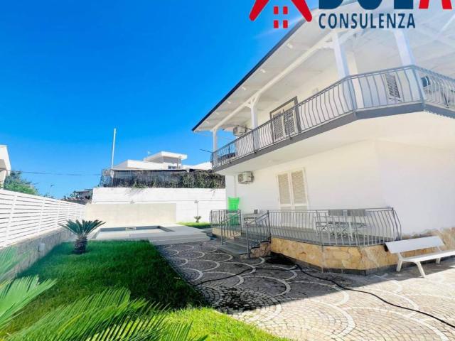 Villa in affitto a Giugliano in Campania NA