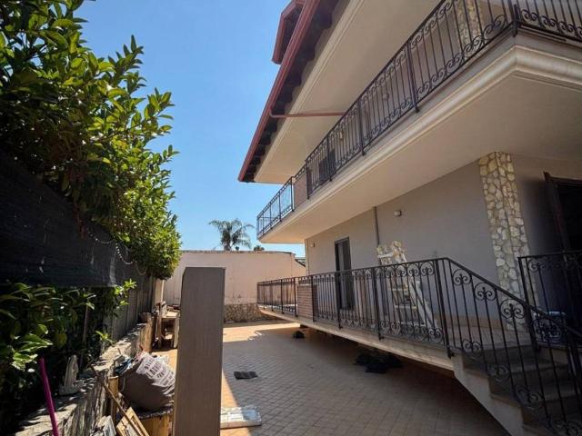 Villa in affitto a Giugliano in Campania NA
