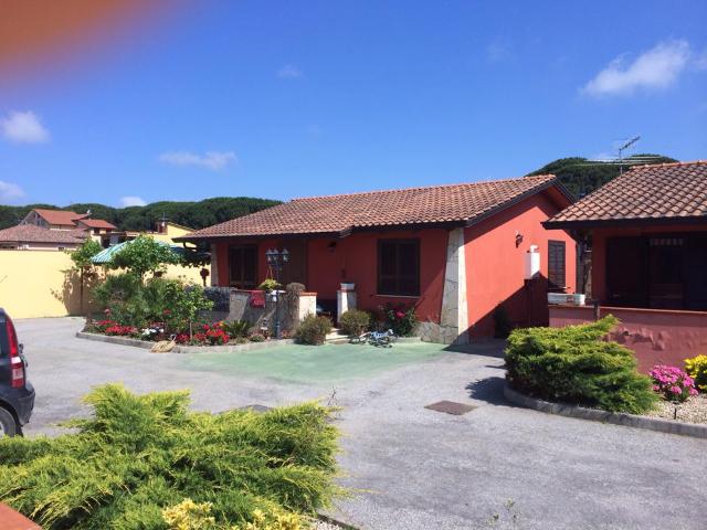 Villa in affitto a Giugliano in Campania, Varcaturo