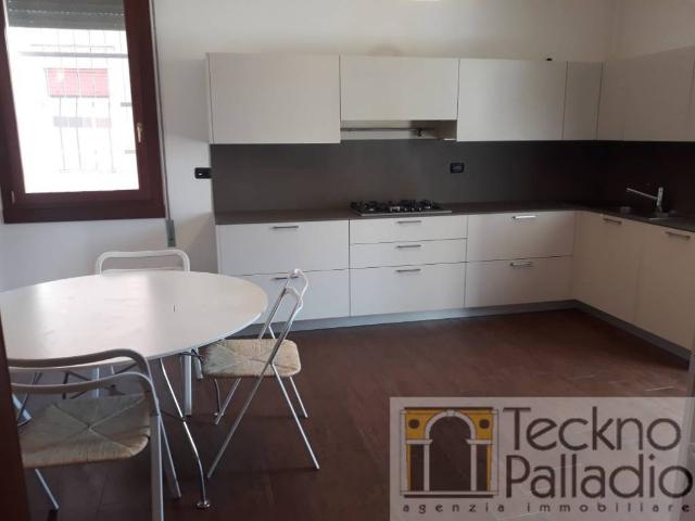 Villa in affitto a Grumolo delle Abbadesse, giardino privato, box, terrazzo TrovaCasa