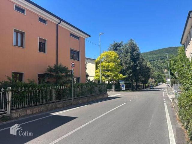 Villa in affitto a Grezzana, giardino privato, box, riscaldamento autonomo TrovaCasa