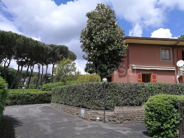 Villa in affitto a Grottaferrata via del tuscolo, 3, giardino privato, box, terrazzo TrovaCasa