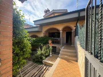 Villa in affitto a Guidonia Montecelio RM
