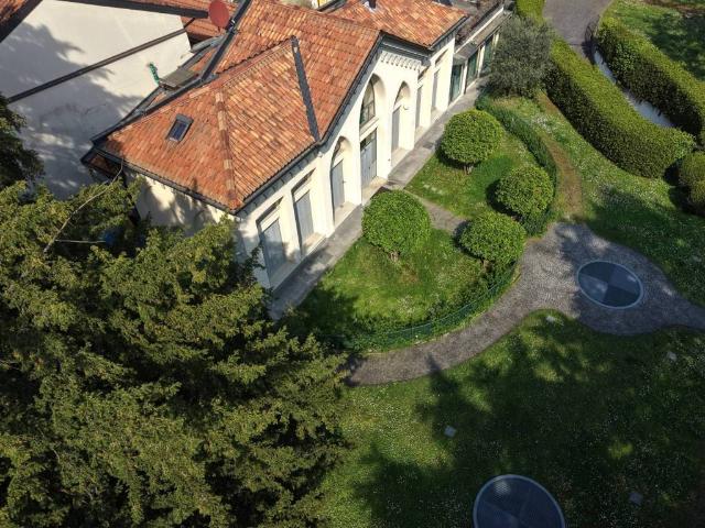 Villa in affitto a Desio MB
