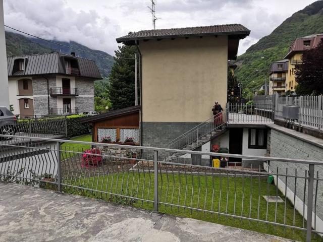 Villa in affitto a Edolo BS