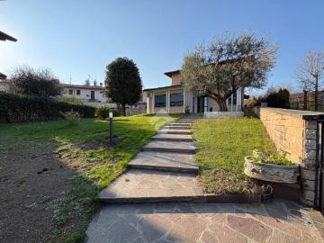 Villa in affitto a Erbusco BS