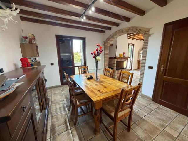 Villa in affitto a Fonte Nuova RM