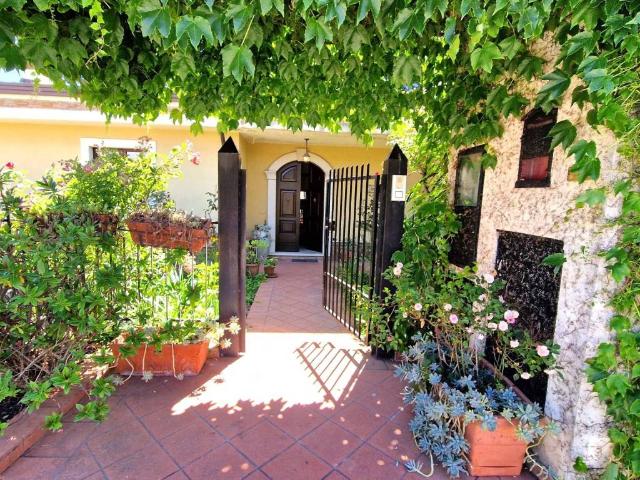 Villa in affitto a Forino AV