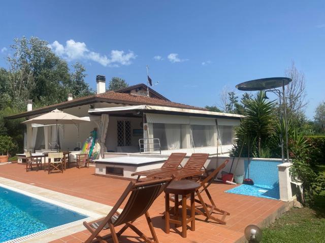 Villa in affitto a Forte dei Marmi, case in affitto Forte dei Marmi
